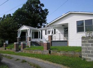 18385 Memory Ln, Glade Spring, VA 24340