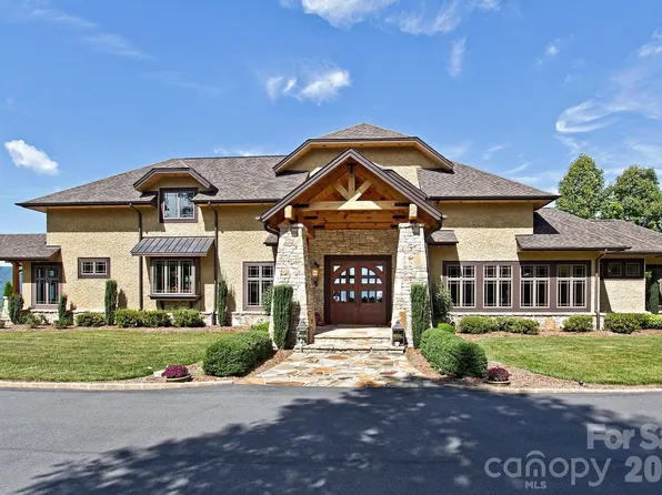 93 Lombard St, Waynesville, NC 28786