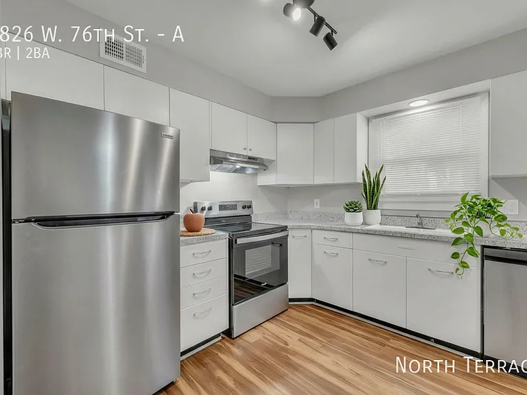 6826 W 76th St #A — Photo 1