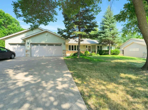 2739 Leyland Trl, Woodbury, MN 55125