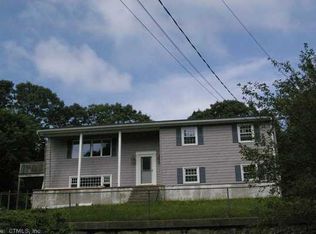 683 Shennecossett Rd, Groton, CT 06340