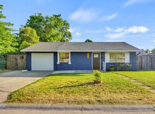 3232 Mayfair Dr, Sacramento, CA 95864