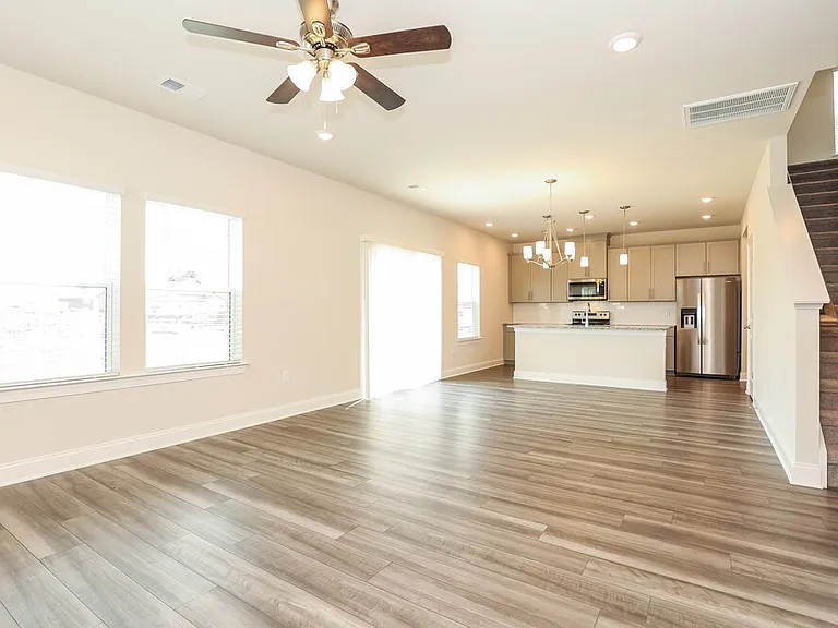 3610 Mathewson Way — Photo 4