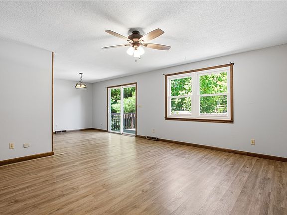 5th image of 18126 E 1535th Ave