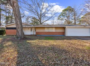 4539 Ridgewood Rd, Jackson, MS 39211