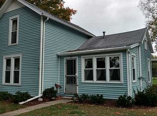 113 E Cherry St, Liberty Center, OH 43532