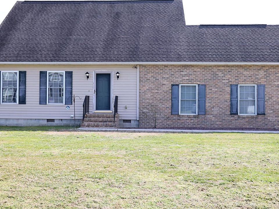 1st image of 199 Garey Dr
