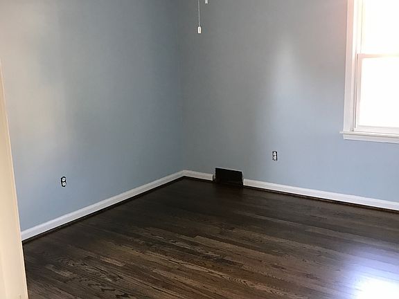 4th image of 21516 Oconnor St