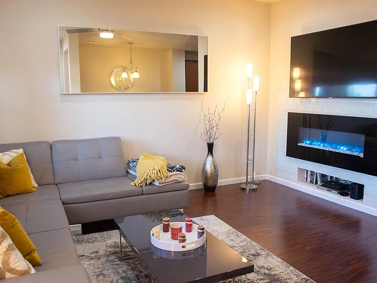 9072 E Caley Way — Photo 5