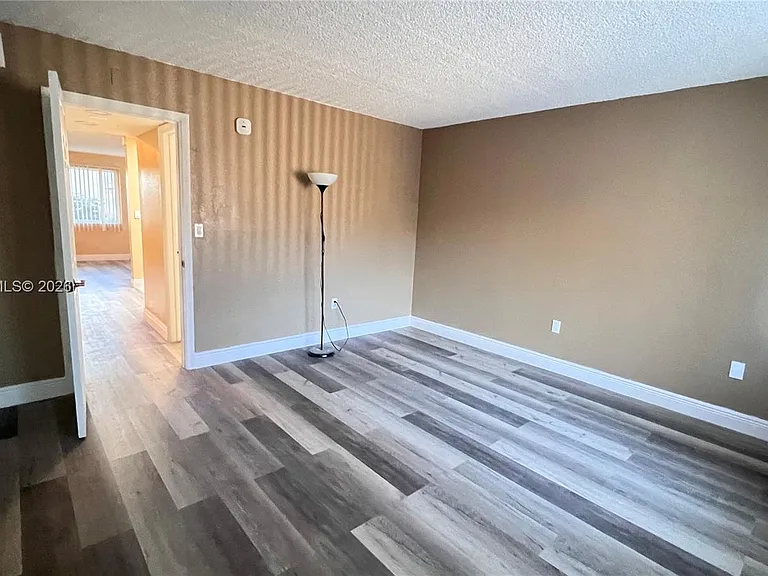 301 NW 177th St #126 — Photo 13