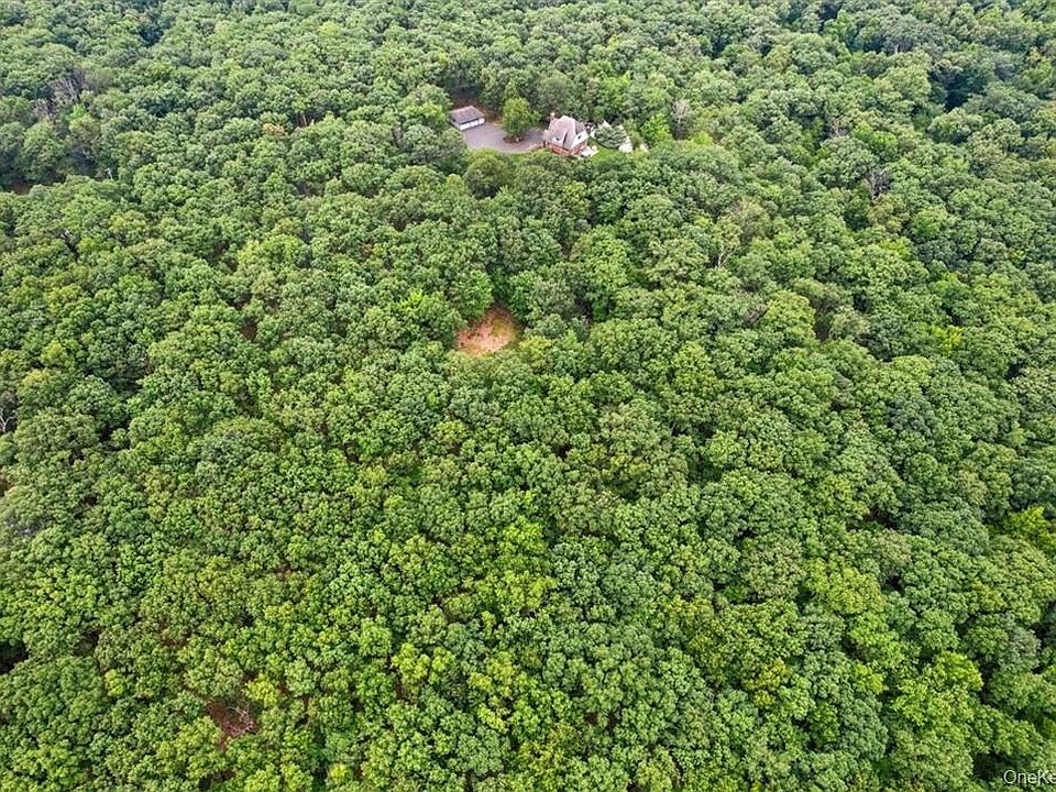 1st image of Stag Hill Road