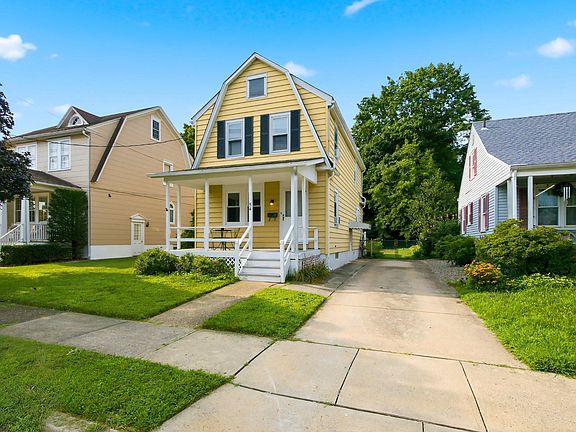 2nd image of 54 Finley Ave