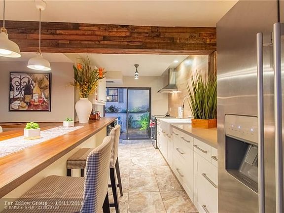 2nd image of 5517 Dogwood Way #183