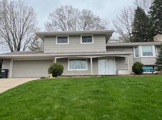 10309 Morris Rd, Bloomington, MN 55437