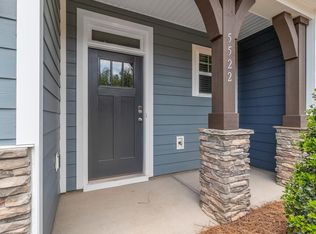 5522 Harris Cove Dr, Charlotte, NC 28269