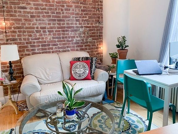 3rd image of 118 1st Ave #1