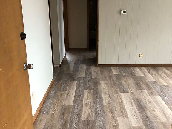 4th image of 211 Sioux Point Rd #Ss-12