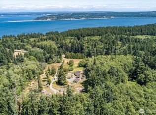 24083 State Route 525, Greenbank, WA 98253