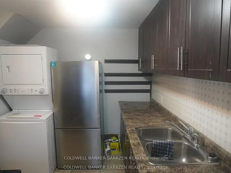 326 Flora St #2 — Photo 17