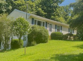 904 Middletown Rd, Colchester, CT 06415