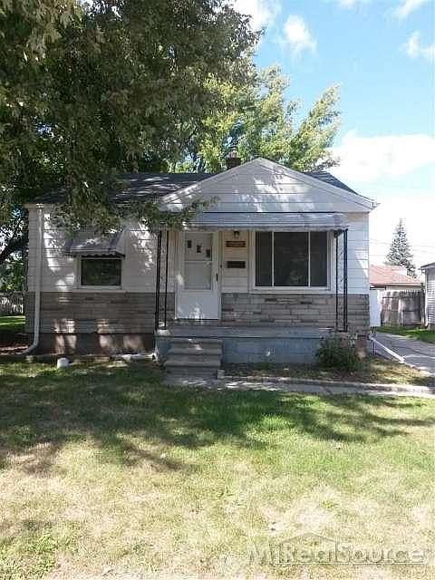 1st image of 17039 Ivanhoe St