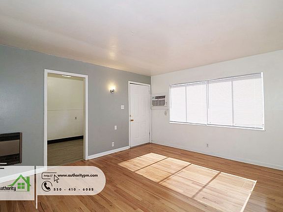 5th image of 2714 Leland Ave