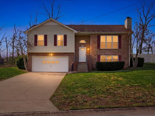 2650 Holly Rock Dr, Clarksville, TN 37040