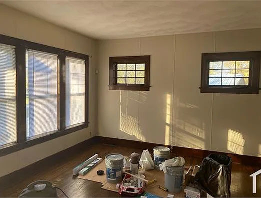 506 Blaine Ave — Photo 2