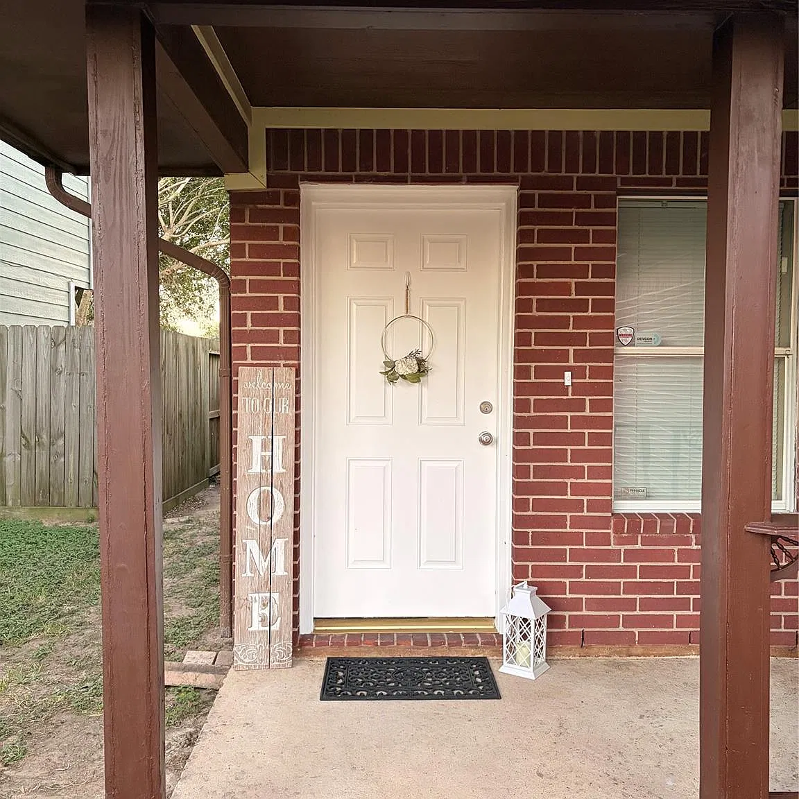 3 bed, 2.5 bath, 1344 sqft, $1,800 — Photo 4