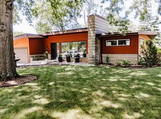 5000 S Wayne Ave, Fort Wayne, IN 46807