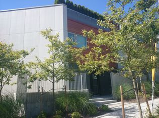 2301 W Newton St, Seattle, WA 98199