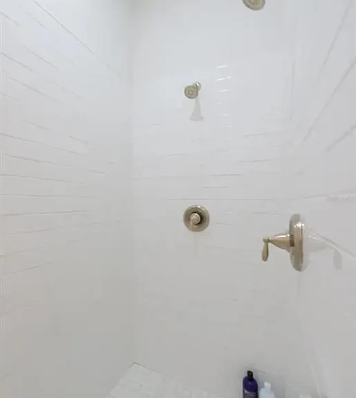 470 Lake Shore Pkwy — Photo 19