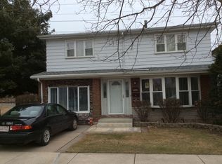 13201 S Mackinaw Ave, Chicago, IL