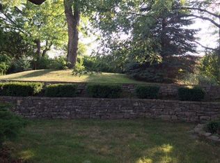 204 Waterford Dr, Dayton, OH 45458