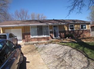 545 Lynn Haven Ln, Hazelwood, MO 63042