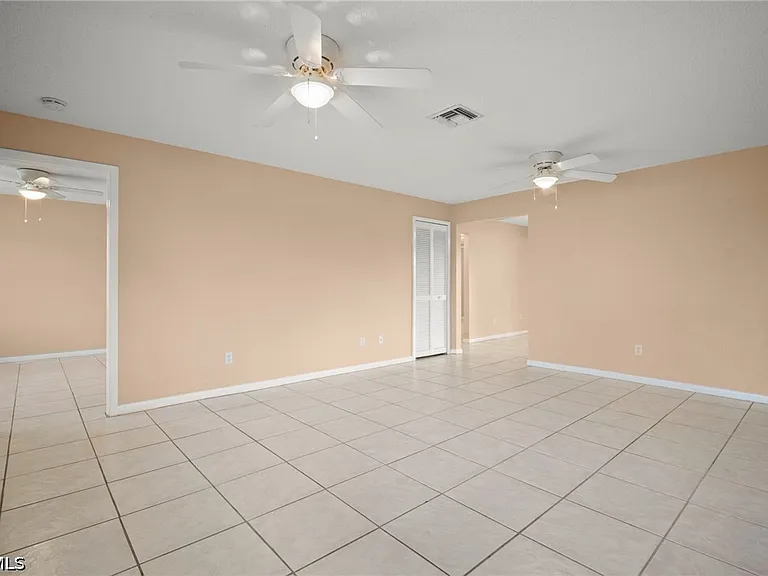 4406 Santa Barbara Blvd #B — Photo 5