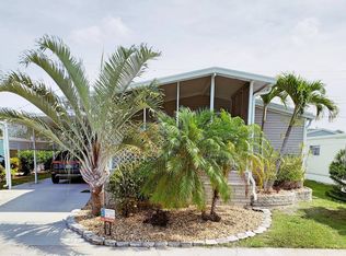 152 4th St E, Nokomis, FL 34275