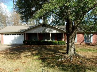 119 Colonial Cir, Jackson, MS 39211