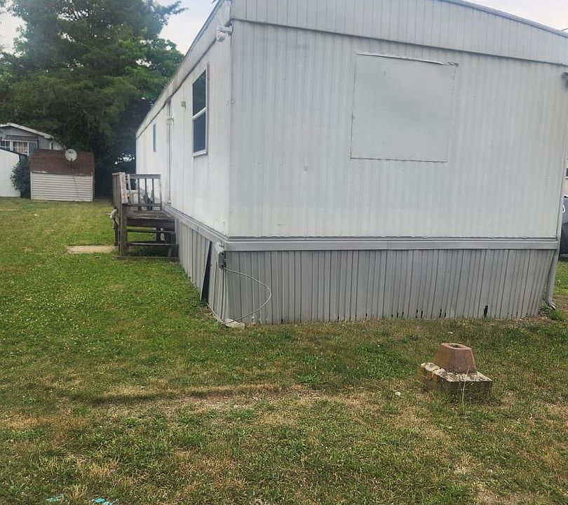 1st image of 205 Delaware Ave