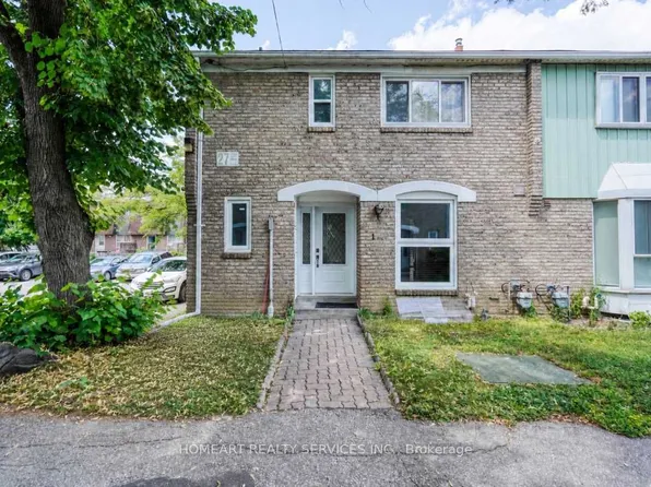 27 Gosford Blvd #1, Toronto, ON M3N 2G7