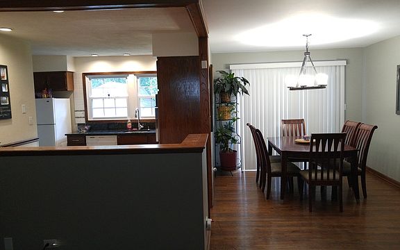 5th image of 801 Silver Rock Ln