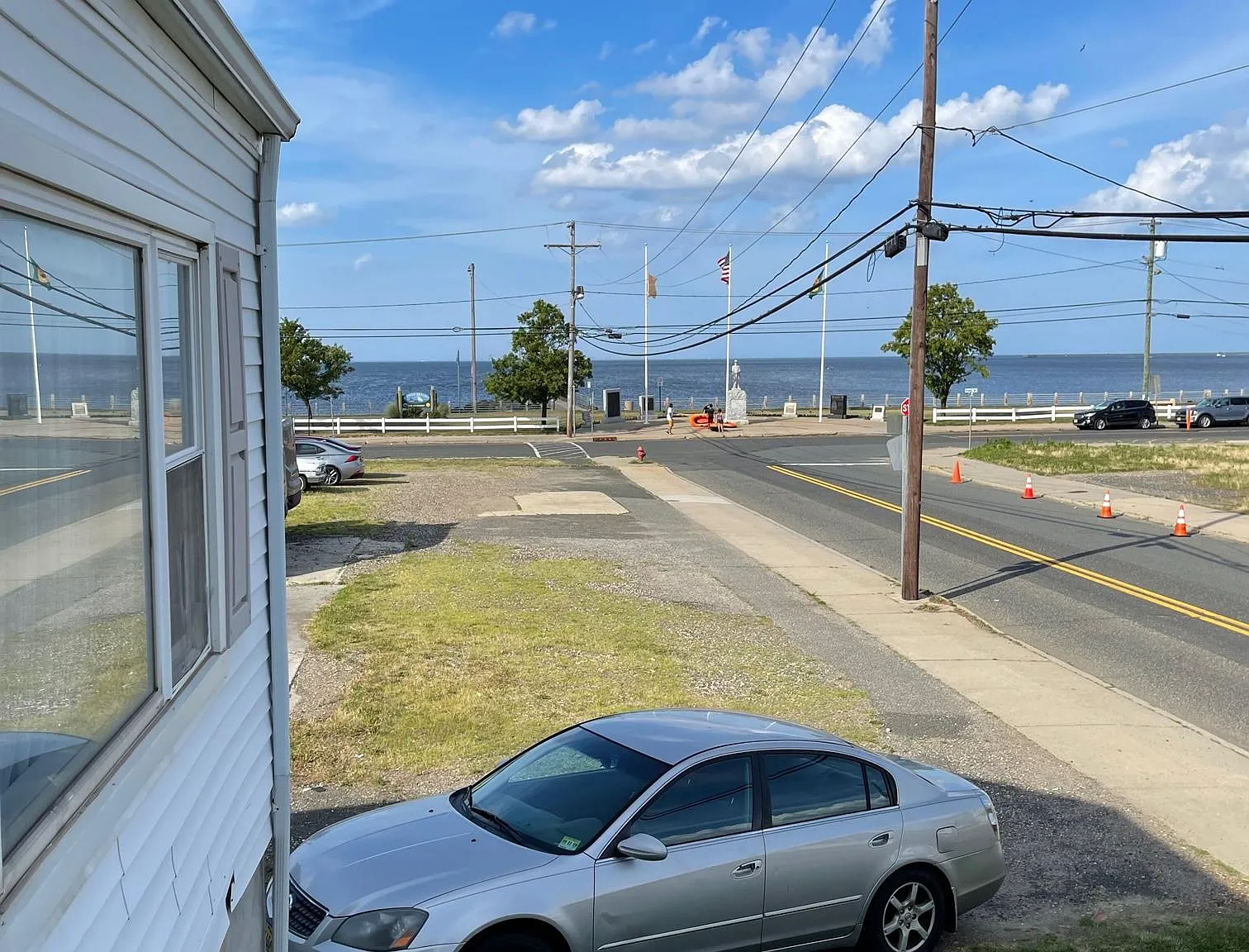 2 bed, 800 sqft, $2,350 — Photo 1
