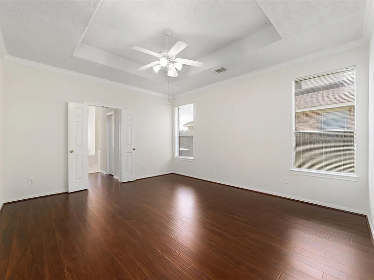 10603 White Bridge Ln — Photo 14