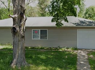 22091 Wabash Ave, Goshen, IN 46528