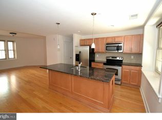 4300 Spruce St APT B104, Philadelphia, PA