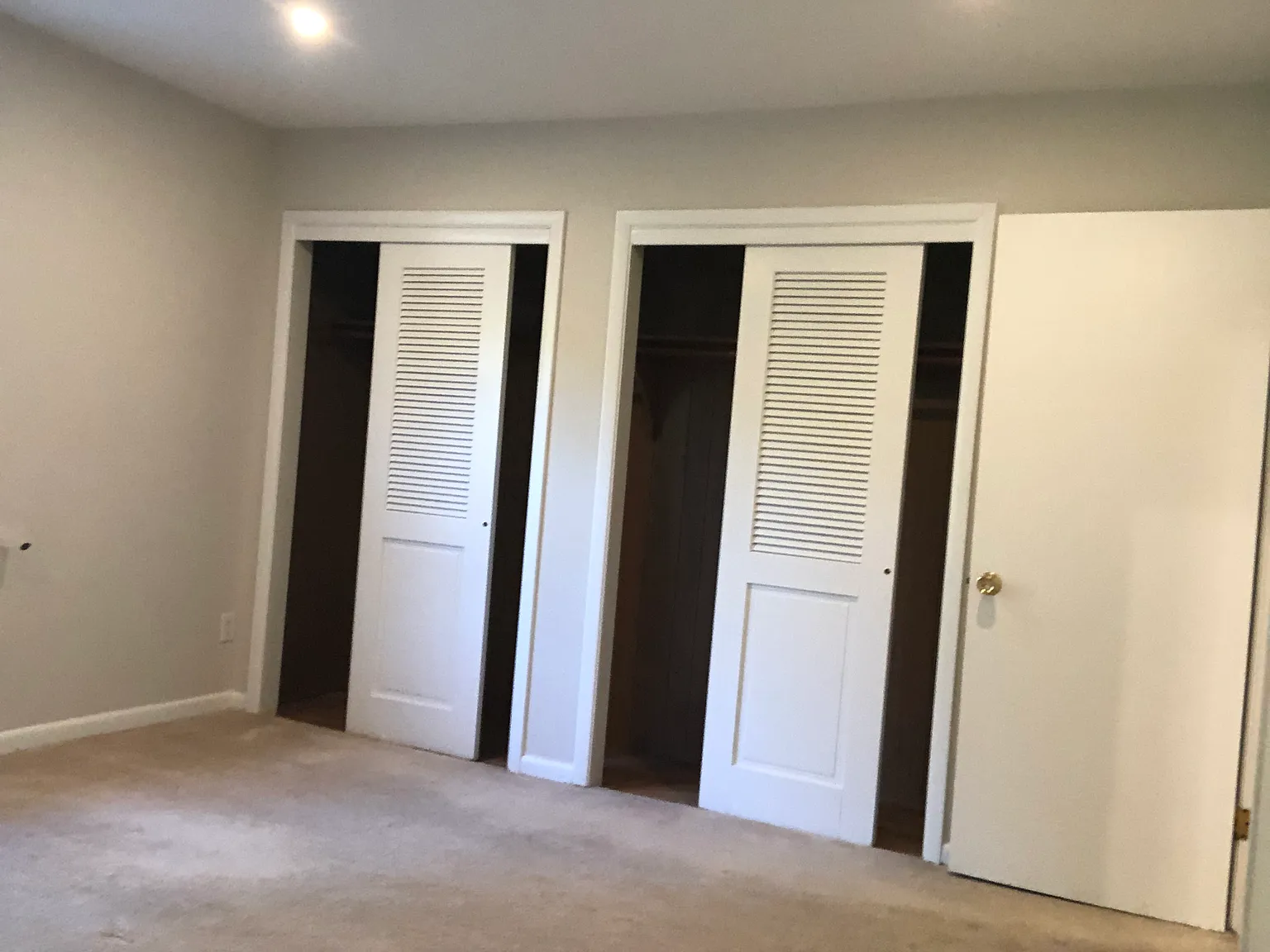 3 bed, 1.5 bath, 1300 sqft, $3,299 — Photo 4