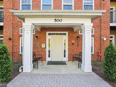 500 King Farm Blvd APT 202, Rockville, MD, 20850