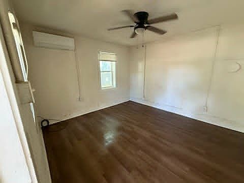 5th image of 1366 Saint Ann St
