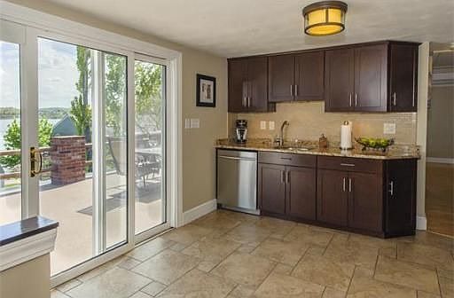 3rd image of 144 Prospect Hill Dr