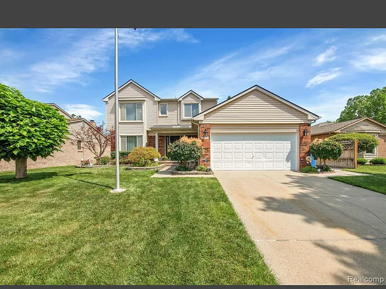 4959 Kingswood Dr — Photo 29